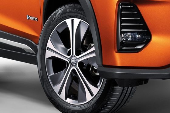 Nissan Kicks-e-macht 2023 een 5 Seater Oversteekplaats 8 beschikbare kleuren, kickover Niro, Houtvester, Vitara en Kadjar.,