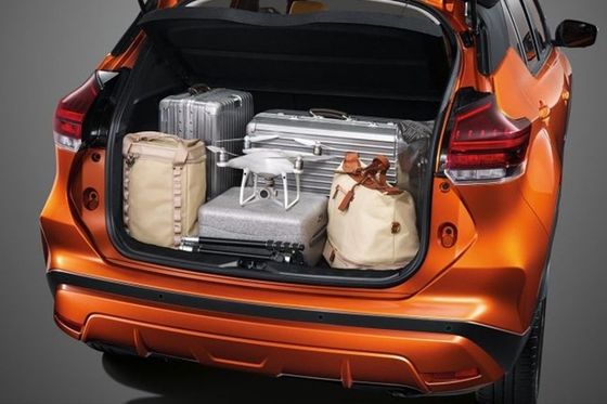 Nissan Kicks-e-macht 2023 een 5 Seater Oversteekplaats 8 beschikbare kleuren, kickover Niro, Houtvester, Vitara en Kadjar.,