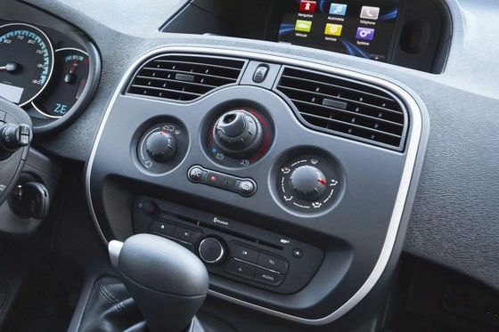 2 Seater-Bestelwagen met beste prijs in Renault Kangoo, en confortable bij Eigenschappen, Afstand in mijlen, plaatsing, en motorprestaties