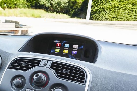 2 Seater-Bestelwagen met beste prijs in Renault Kangoo, en confortable bij Eigenschappen, Afstand in mijlen, plaatsing, en motorprestaties