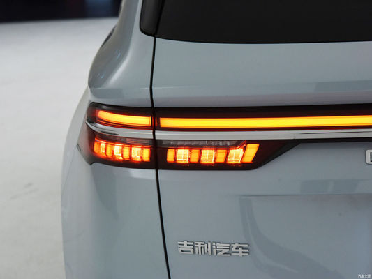 De Tweedehandse Elektrische Auto's SUV 2.0T 7DCT 325N.M van Geelyxingyue L Monjaro