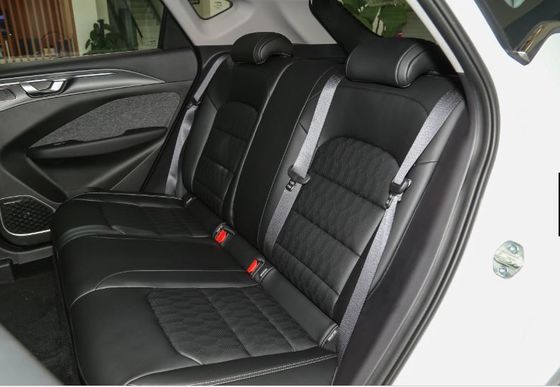 400km/550km de Compacte Elektrische SUV Geely Zuivere EV Voertuigen van de Meetkundec Bosbes