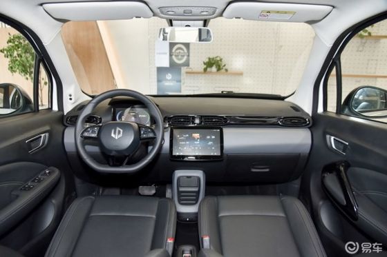 100km/h de kleine Elektrische SUV-Voertuigen van Auto'sleapmotor T03 CLTC 403km EV SUV