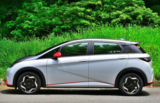 BYD-Dolfijn 2022 Zuivere Elektrische Auto 5 Deuren150km/h 2700mm Wielbasis