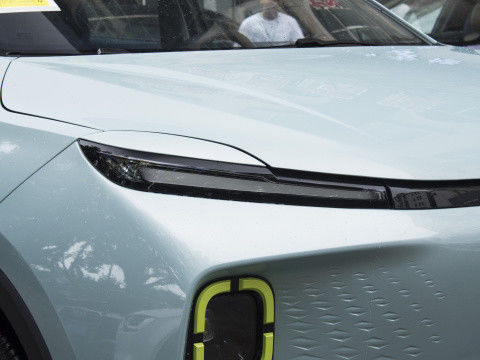 De kleine van de Auto'sgeely van SUV ECO Vriendschappelijke Elektrische Meetkunde euro 320km 401km 5 Deuren 5 Seaters