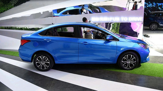 Van de de Auto's Snelle Last van Cheryarrizo E Zuivere Elektrische Auto 5 Seater 4 Deur 401km van SUV Waaier