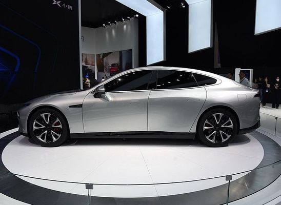 Intelligente Limousine Elektrische Auto Xpeng P7 Nedc 2WD de Waaier van 4WD 480 586 670 706km