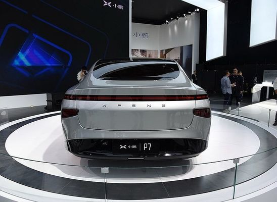 Intelligente Limousine Elektrische Auto Xpeng P7 Nedc 2WD de Waaier van 4WD 480 586 670 706km