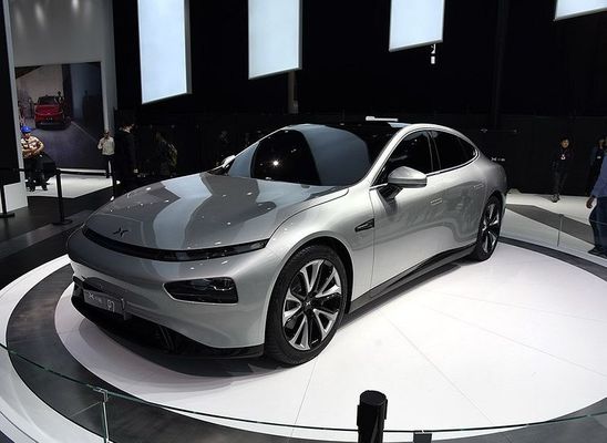 Intelligente Limousine Elektrische Auto Xpeng P7 Nedc 2WD de Waaier van 4WD 480 586 670 706km