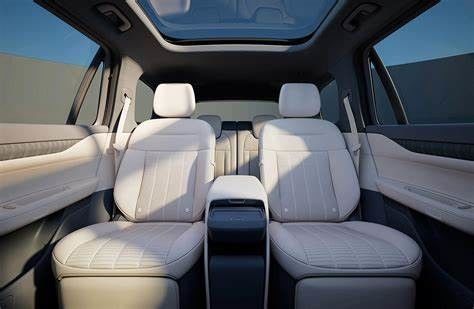 High Speed Links Steering Nio EV Car ES8 SUV Compact Electric Family Cars