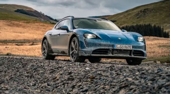 De meest complete snelle elektrische auto -Porsche Taycan cross Turismo maximale snelheid 220km/h Nieuwe energie auto