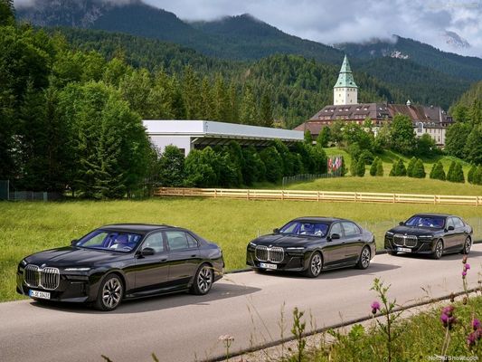 Nieuw energievoertuig voor BMW i7 2023 xDrive60L luxe Sport autostoeltjes voor volwassenen elektrische voertuigen
