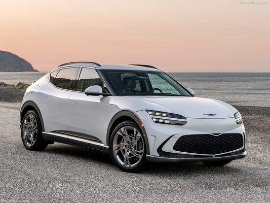 Genesis GV60 Upmarket All Electric Family Car Met 76.4kwh Battery 350Nm Of Torque Boost & Drift Model