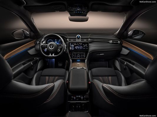 Zuivere elektrische nieuwe energie auto met 450 bereik en maximale snelheid 325km/h bij Maserati Gran Turismo Folgore