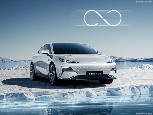 Geely Galaxy E8 Ev Electric Car 2024 550Kw Max Nieuwe energievoertuig Sedan Met één motor Bij 190km/H Max snelheid