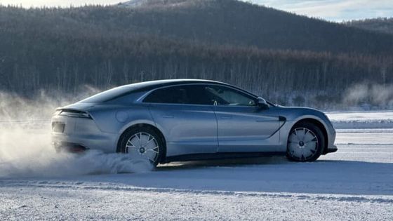 PRESALE 2024 Nieuwe EV Auto BYD Yangwang U7 Sedan Windweerstand van Cd 0.195 240Kw Motorvermogen