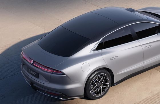 PRESALE 2024 Nieuwe EV Auto BYD Yangwang U7 Sedan Windweerstand van Cd 0.195 240Kw Motorvermogen