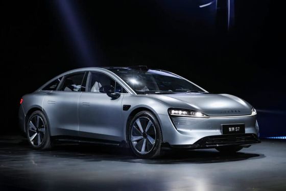 2024 Nieuwe Chery Huawei LUXEED S7 2024 Luxury Electric Sedan LUXEED S7 met 12,4kw/h consumptie zelfparkeren ev auto