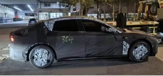 Pre-sale JV werkt aan Jiyue 02 EV sedan met 544 pk met RWD&AWD versies nieuwe energie auto