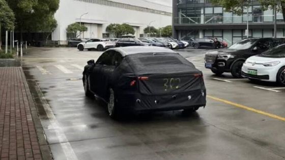 Pre-sale JV werkt aan Jiyue 02 EV sedan met 544 pk met RWD&AWD versies nieuwe energie auto