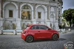 2024 FIAT 500e FWD Mini elektrische auto's 42kwh batterij met een topsnelheid van 94 mph