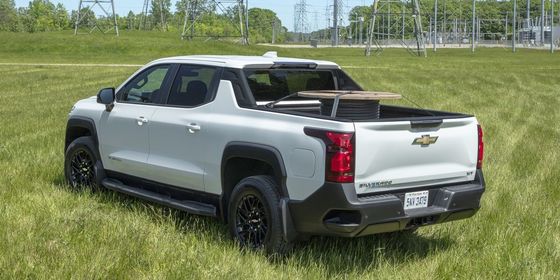 Nieuwe energie pick-up 2024 Chevrolet Silverado EV met een indrukwekkende 450 mijl EPA bereik werken op 10000lb sleepcapaciteit