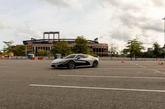 2024 Mullen GT Pure Electric Sport Car met 380km bereik 4.2s 0-100km/h Versnelling