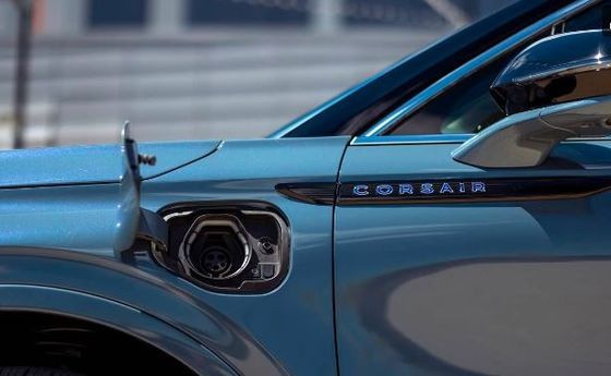 024 Lincoln Corsair Plug-in Hybrid Green Ev SUV 5 Passagiers Lincoln Corsair omhult u met intelligente functies