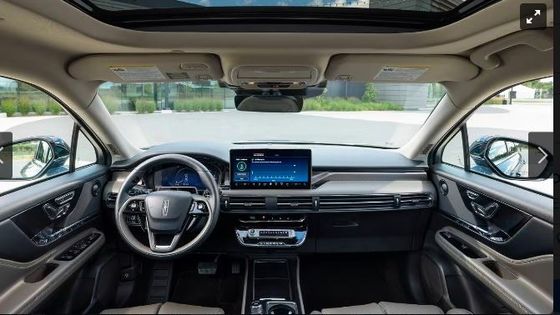 024 Lincoln Corsair Plug-in Hybrid Green Ev SUV 5 Passagiers Lincoln Corsair omhult u met intelligente functies