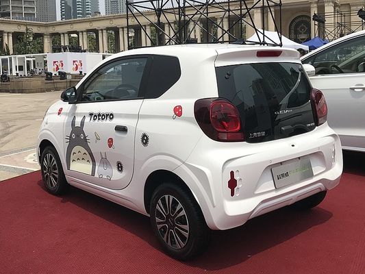 Pure elektrische voertuigen Roewe Clever volledig elektrische auto mini elektrische auto 4 zitplaatsen met 311 km bereik beschikbaar