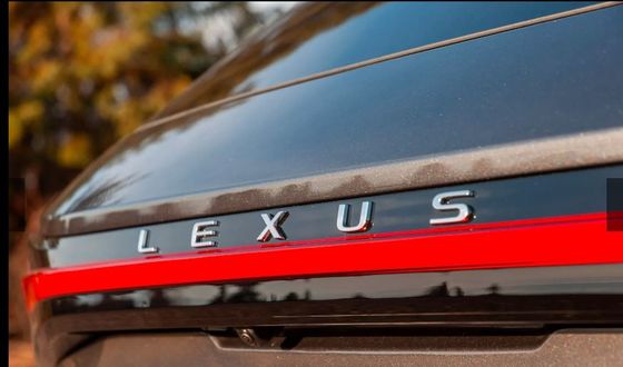 Luxe crossover SUV 2024 Lexus RX 450h+ PHEV met 37 mijl elektrisch bereik