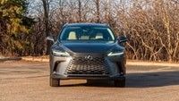 Luxe crossover SUV 2024 Lexus RX 450h+ PHEV met 37 mijl elektrisch bereik