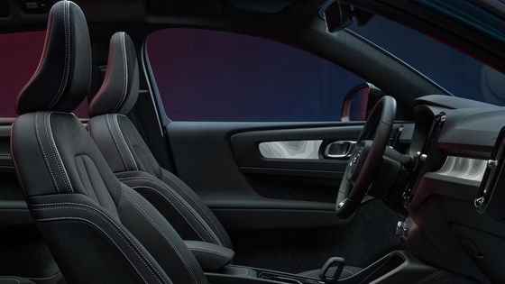 Nieuwe EV 5 deuren/5 zitplaatsen SUV CROSSOVER Volvo C40 0.5h Laadtyd W 670km Lang bereik En 4.7second 0-100km/h Versnelling