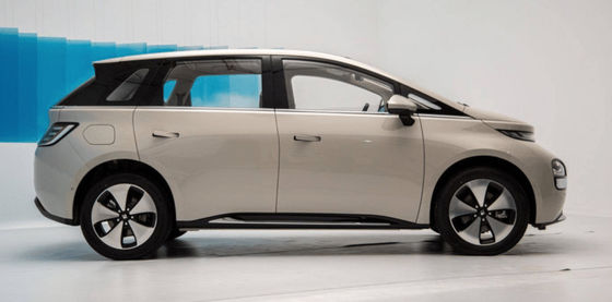 Nieuwe EV CAR Baojun Yunduo Max De slimste elektrische MPV met 460km bereik en kan rijstrook veranderen, inhalen, parkeren op eigen houtje