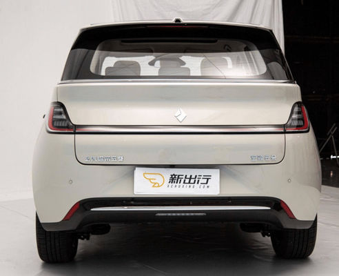 Nieuwe EV CAR Baojun Yunduo Max De slimste elektrische MPV met 460km bereik en kan rijstrook veranderen, inhalen, parkeren op eigen houtje