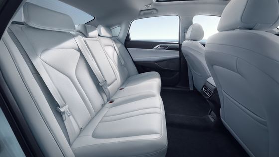 2024 Xpeng P5 Elektrisch voertuig EV Elektrische auto Lang bereik 480km 155KW Kracht 170km/h