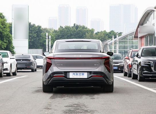 Pure Electric Vehicle China Famous Brand Hongqi EH7 2024 600km Pro Met 600km lange afstand En 4deurs/5 zitplaatsen Sedan