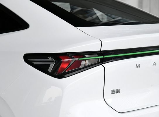 Geely Cao Cao 60 EV met uitwisselbare batterijen en een bereik van 415 km & 150 km/h snel opladen