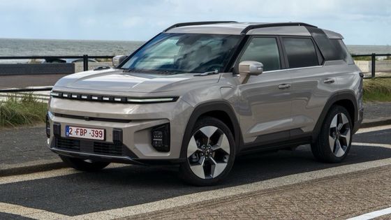 Nieuwste Pure Electric Vehicle KGM Torres EVS 109mph Topsnelheid 152kw 207PS Maximaal vermogen klaar om te gaan Pure Electric Car