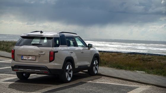 Nieuwste Pure Electric Vehicle KGM Torres EVS 109mph Topsnelheid 152kw 207PS Maximaal vermogen klaar om te gaan Pure Electric Car