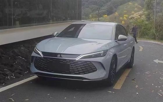 Voorverkoop 2024 BYD Qinn L DM-i 80km elektrisch voertuig binnenkort geland Hybride auto 1.5T 101ps L4 New Engergy Car