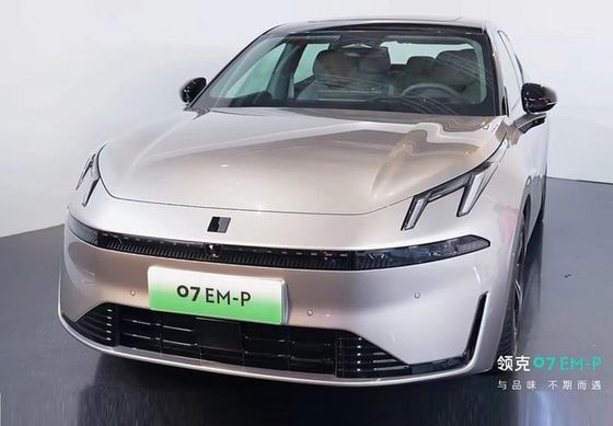 Vandaag is de nieuwste LYNK & CO 07 EM-P 126km lange afstand pro PHEV 160 kW elektromotor & 350N.m koppel nieuwe energie voertuig gelanceerd