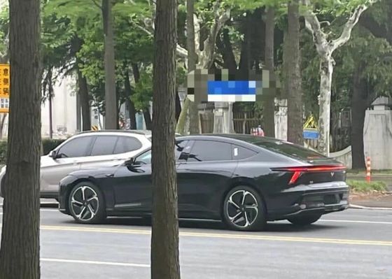 Hottest Beijingauto Show Jiyue07 200kw Motorpower 27w;.S PURE ELECTRIC CAR met topsnelheid bij 200km/h