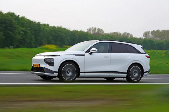 Nieuwe premium elektrische SUV - Xpeng G9 2024 570km pro met 230 motorvermogen 430N.m Koppel 6.4sec 0-100km/h acceleratie