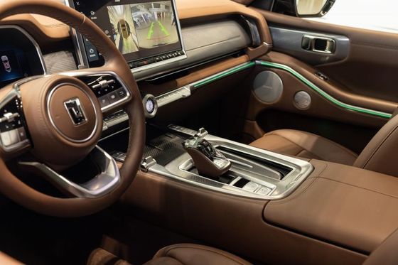 GWM TANK Luxe Offroad SUV PHEV AWD Drivetrain 190km/h Topsnelheid Met 3.0t 360Ps V6 Motor & 0.4h Fast Charging Time