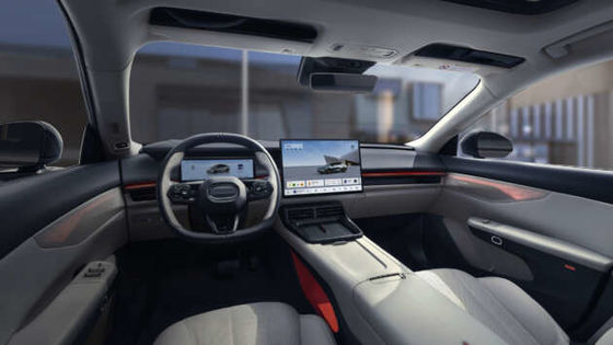 Krachtige nieuwe hybride auto LYNK&CO 07 EM-P met 163 pk en 255 Nm van het koppel en 160 kW motorkracht & 3 snelheid DHT versnellingsbak