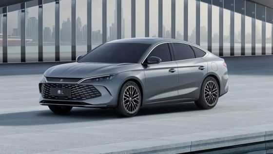 Nieuw Hybride Voertuig 2024 BYD Qin L Dm-i 1.5T 101Ps.L4 Motor Met 218Ps Electric Motor Power 180km/h Topsnelheid