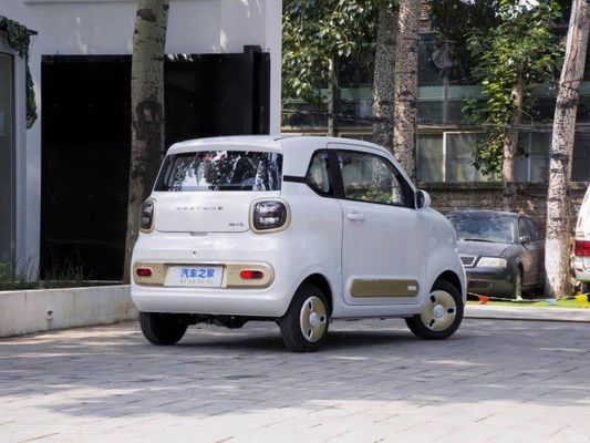 Voorverkoop Micro-ev FAW Bestune Pony Hatch 120km bereik Met 20kw/27P.s motorkracht Elektriciteit 3deurs/4zitjes Veiligheid Design