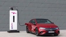 Hit selling elektrisch voertuig Mercedes-Benz EQE AMG 43 4MATIC 90.6kwh batterij 450km bereik met 350kw/476P.s motorvermogen