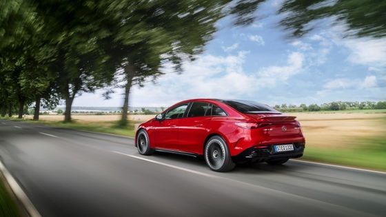 Hit selling elektrisch voertuig Mercedes-Benz EQE AMG 43 4MATIC 90.6kwh batterij 450km bereik met 350kw/476P.s motorvermogen